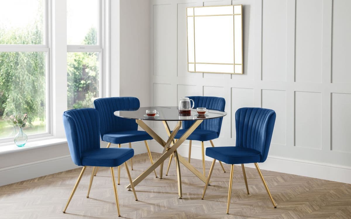 Monso Round Table & 4 Candice Blue Dining Chairs