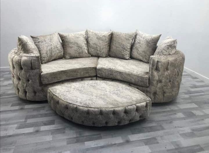 Sirocco Chesterfield Curved Sofa